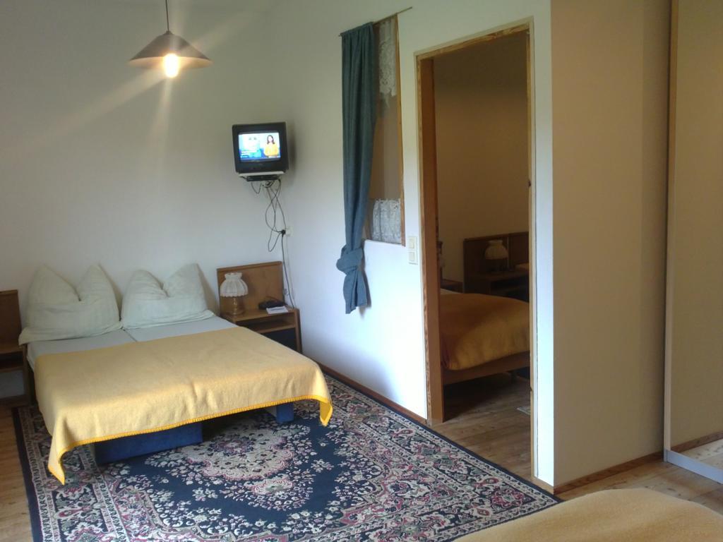 Ferienwohnung - Apartement - Hotel Klippitz Nordost Reichenfels Quarto foto